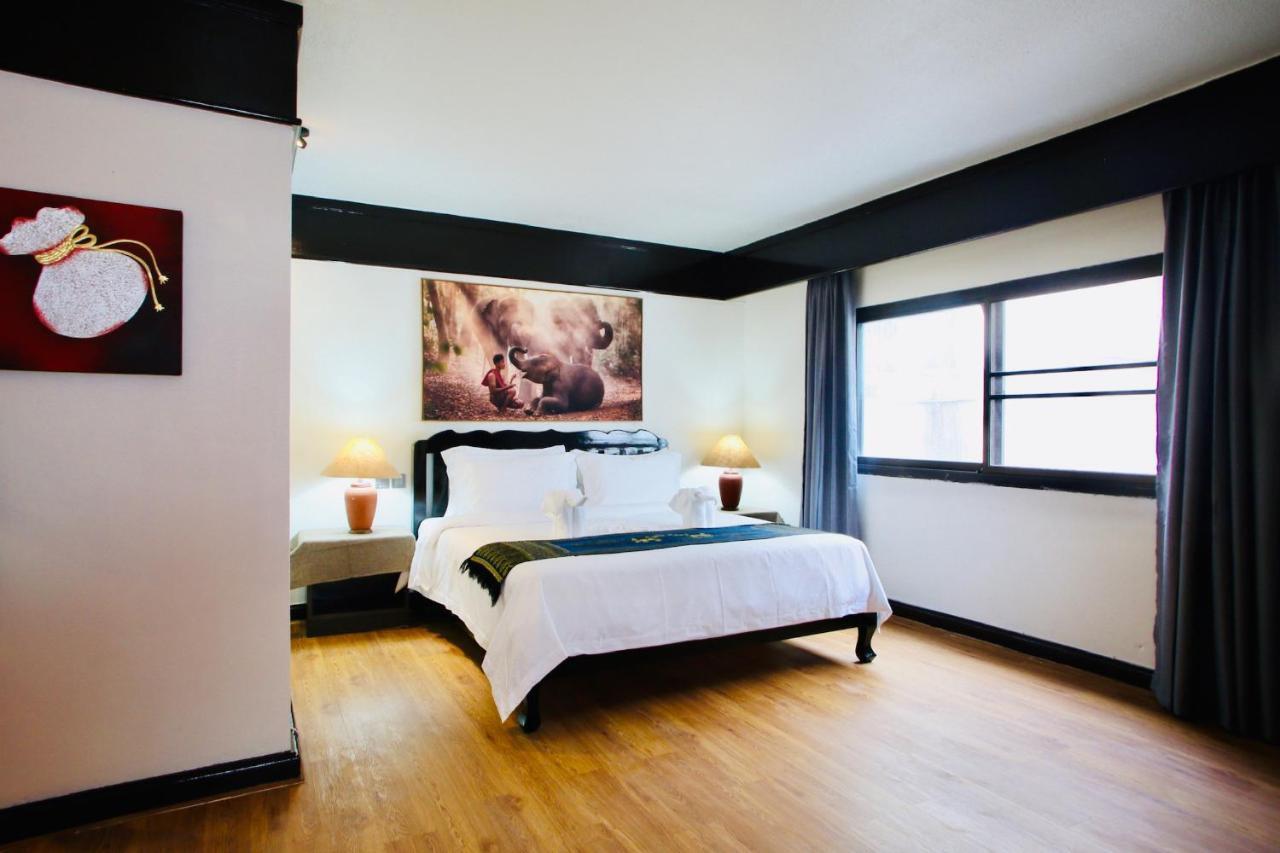 Thapaeplacehotel Čiang Mai Exteriér fotografie