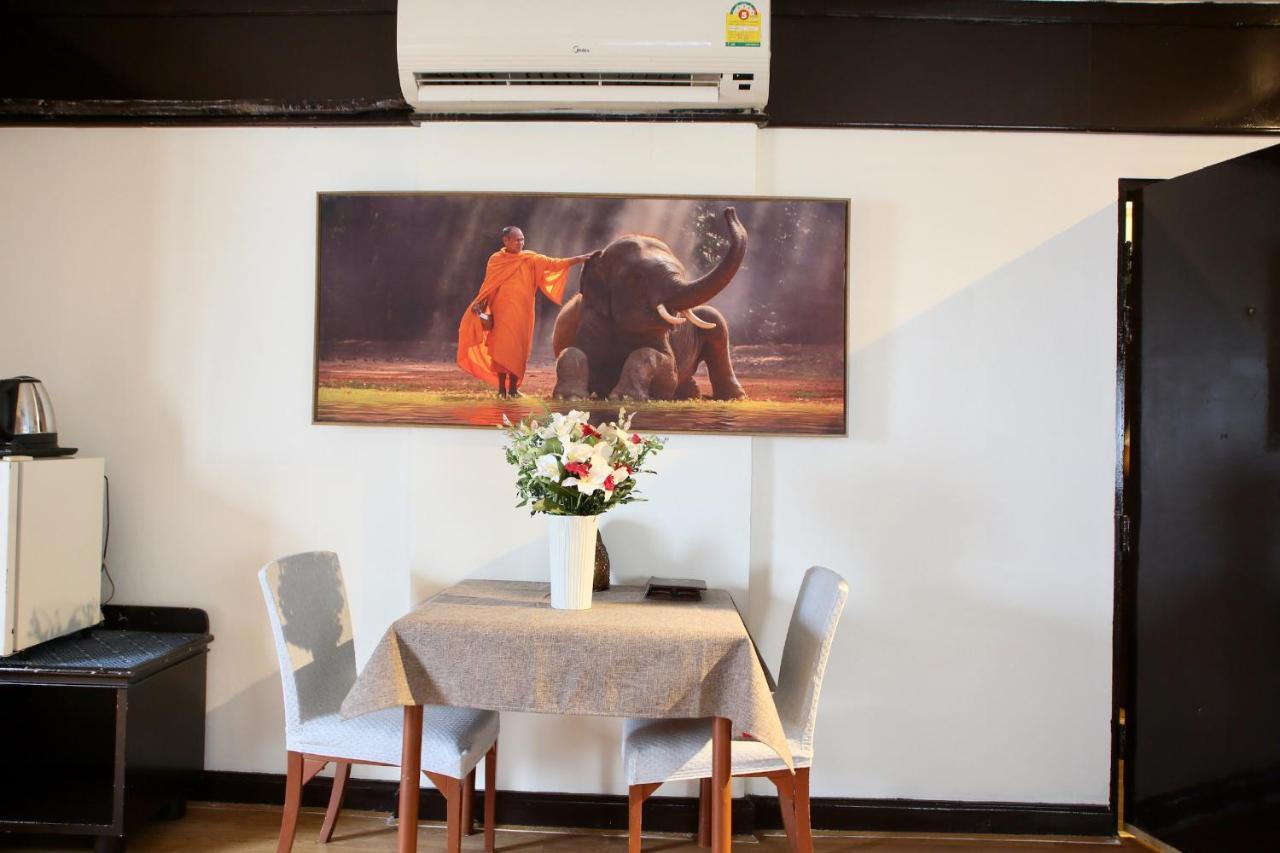 Thapaeplacehotel Čiang Mai Exteriér fotografie