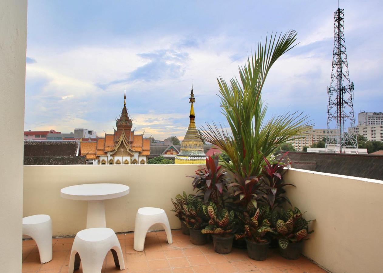 Thapaeplacehotel Čiang Mai Exteriér fotografie